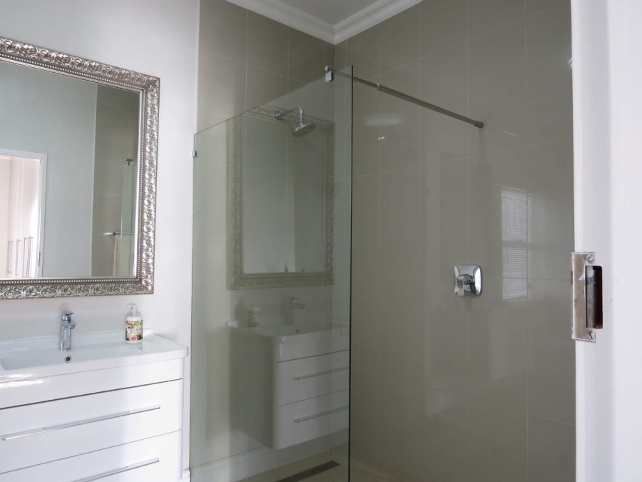 4 Bedroom Property for Sale in Kakamas Northern Cape